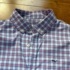 Vineyard Vines performance long sleeve button down shirt